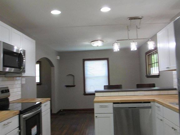 4th image of 935 Geers Ave