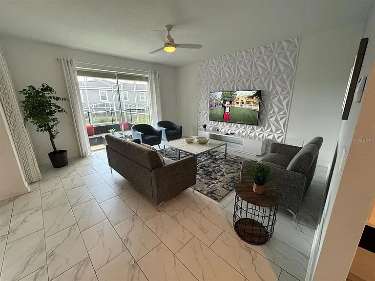 9235 Sommerset Hills Dr — Photo 3