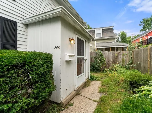 24 School St, Newton, MA 02458