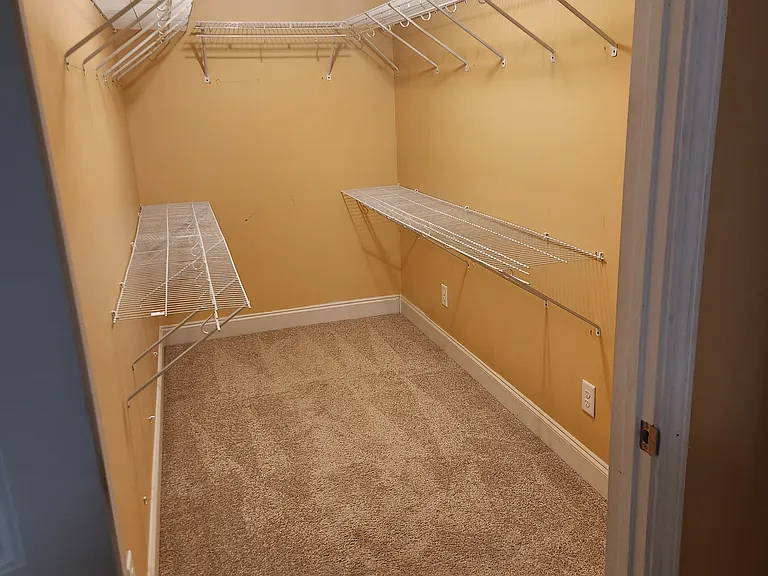 223 Varnes Ln — Photo 5