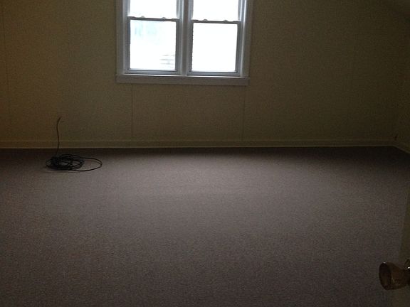 5th image of 251 University Ave