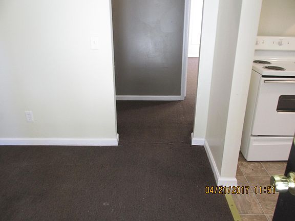 5th image of 801 Paulsen St APT A