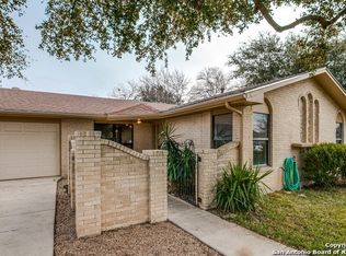 10438 Northampton Dr, San Antonio, TX 78230