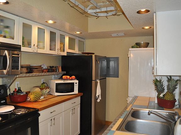4th image of 4352 Aqua Vista Dr