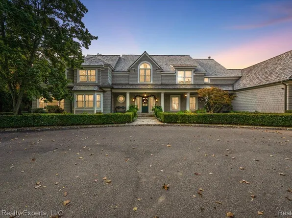 25265 Canterbury Rd, Franklin, MI 48025