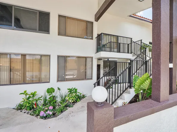 3100 NW 46th Street #203, Oakland Park, FL 33309