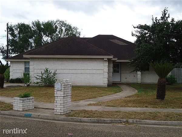 313 Crosswinds Exterior