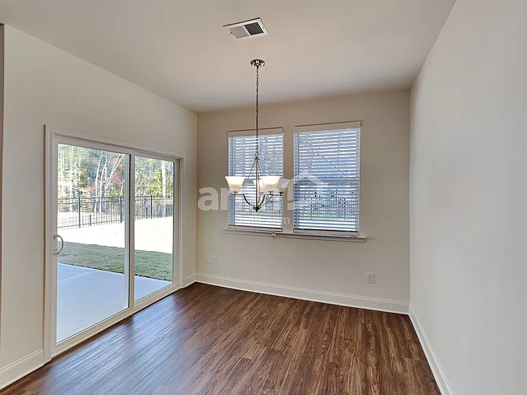 216 Rivulet Dr — Photo 5
