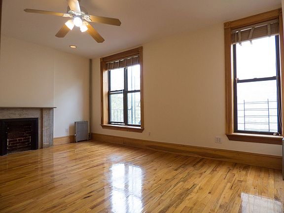 4th image of 334 6th Ave #22