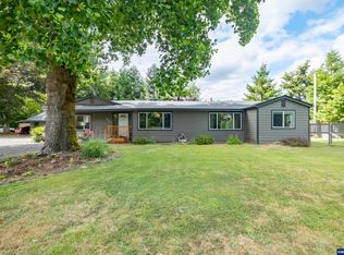 1049 N River Dr, Sweet Home, OR 97386