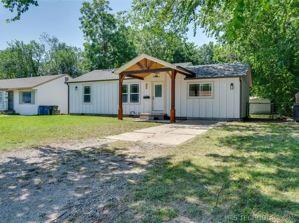 6626 E Newton Pl, Tulsa, OK 74115