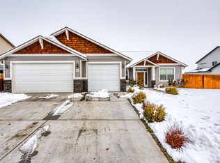 4813 Santa Cruz Ln, Pasco, WA 99301