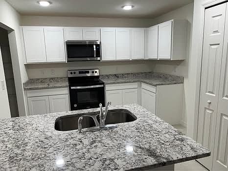 5th image of 351 Towns Cir