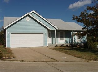 5736 Dogwood Dr, High Ridge, MO 63049