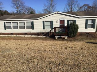 4398 Golden Ln, Claremont, NC 28610