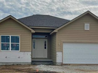 12157 N Virginia Ave, Kansas City, MO 64165