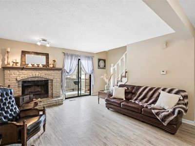 6626 Charles St, Shawnee, KS, 66216