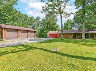 176 Horse Shoe Bend Rd, Acme, PA 15610