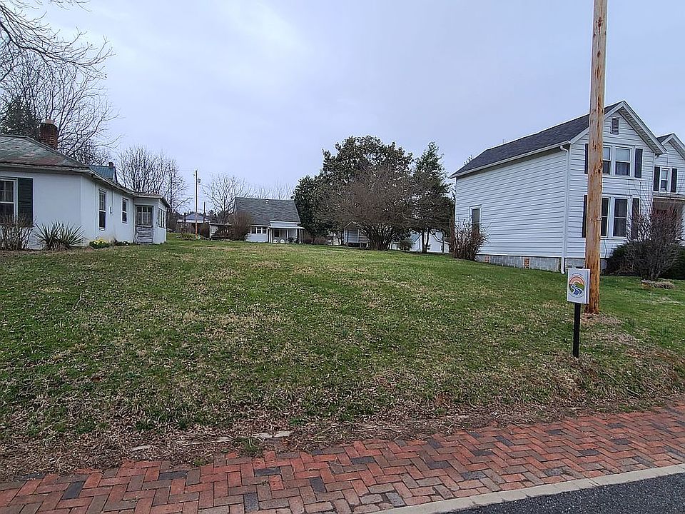1st image of Railroad St