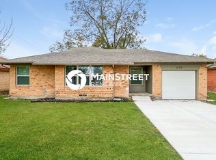 1733 Las Cruces Ln, Dallas, TX 75217