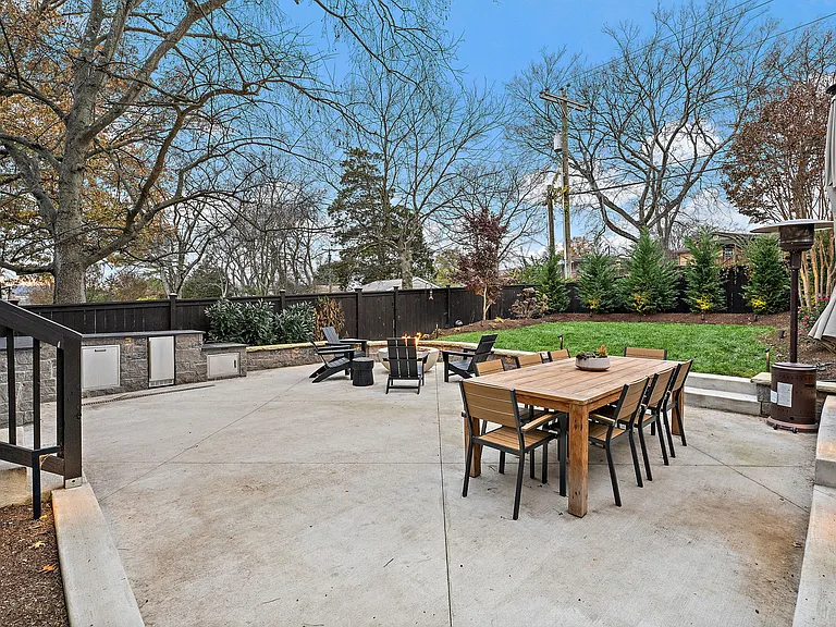 6462 Thunderbird Dr — Photo 36