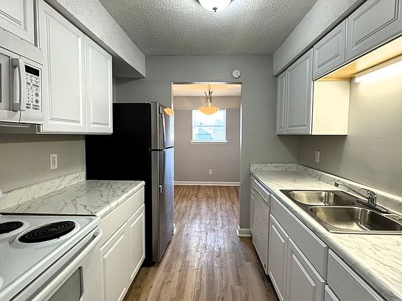 2nd image of 2212 Jonathan Dr NW Unit A
