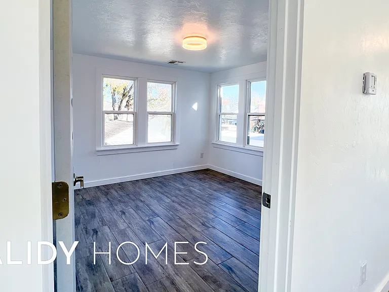 3012 Venice Blvd — Photo 21