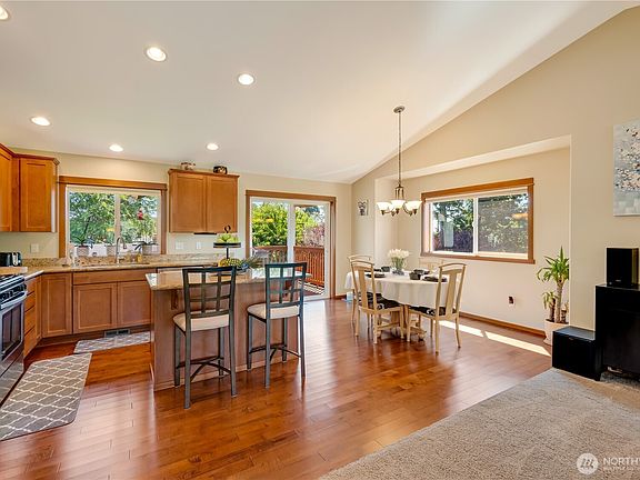 4th image of 1208 143rd Street SW