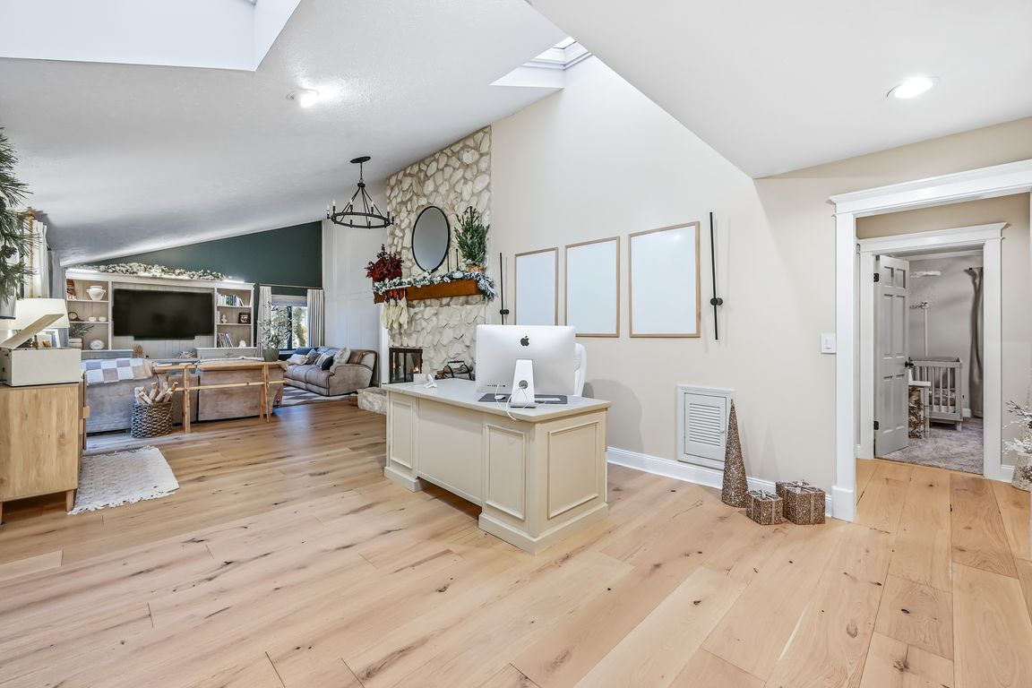 next background image