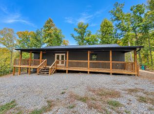 1210 Emerald Waters Dr, Newport, TN 37821