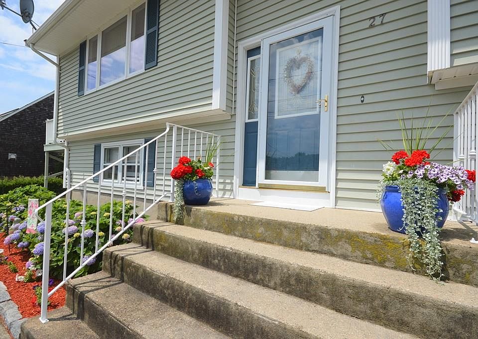 2nd image of 27 Taddy Ave
