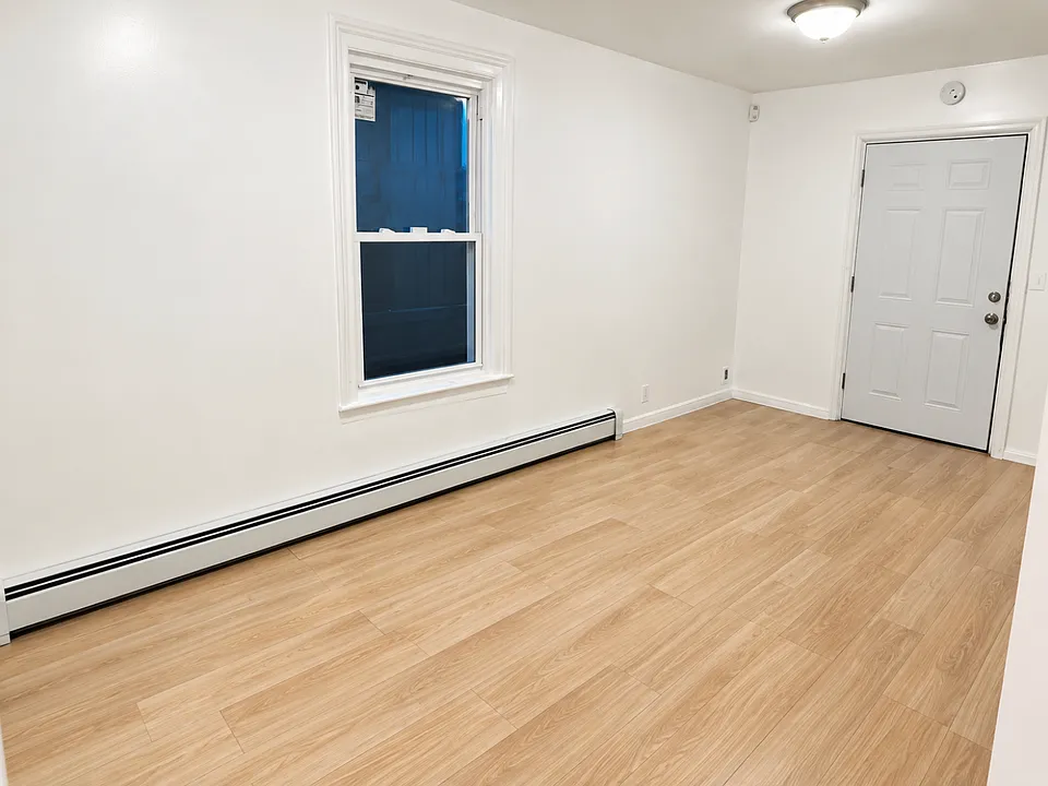 55 Sassafras St #1