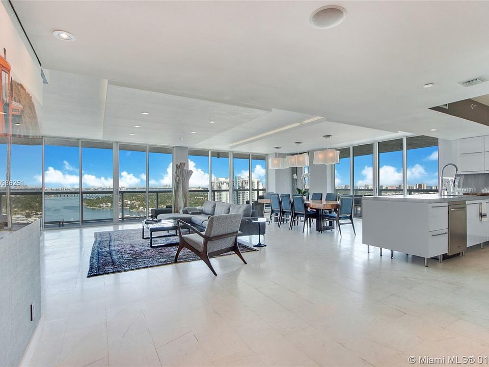 1st image of 10 Venetian Way APT 2204