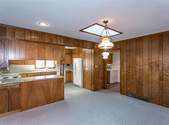 5th image of 7936 Washington Ave