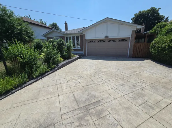 285 Fiona Ter #Basement, Mississauga, ON L5A 3E5