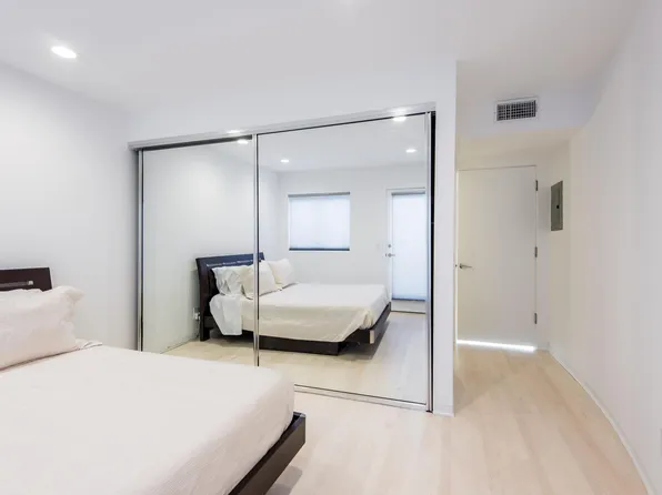 2020 6th St APT 3, Santa Monica, CA 90405