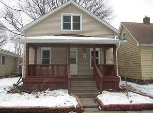 1339 10th St NW, Cedar Rapids, IA 52405