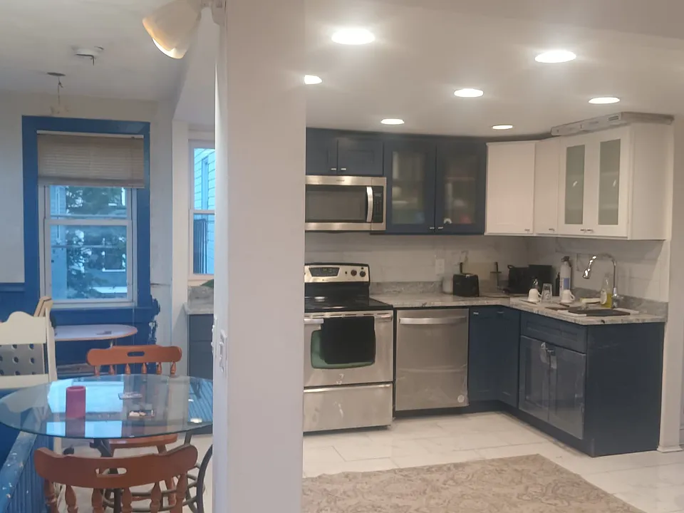 67 Gore St #2