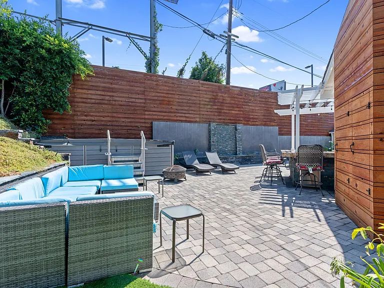 3504 Tuller Ave — Photo 21
