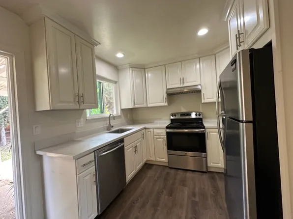 (undisclosed Address), Los Altos, CA 94024