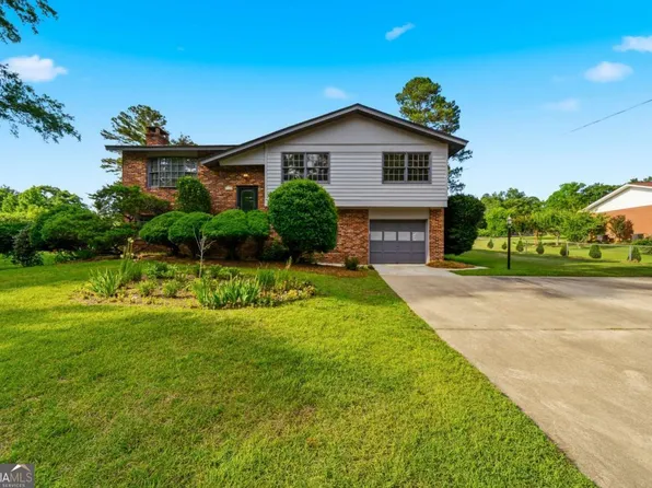 1733 Cedarwood Rd, Milledgeville, GA 31061