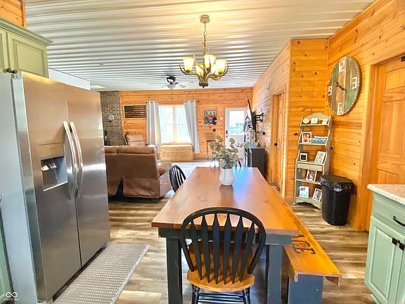 4th image of 7481 S County Road 450 W