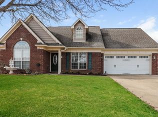7457 Lee Ann Dr, Horn Lake, MS 38637