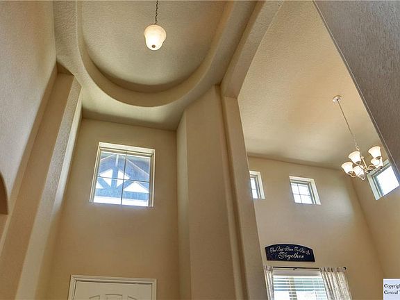 4th image of 1127 Pelican Pl
