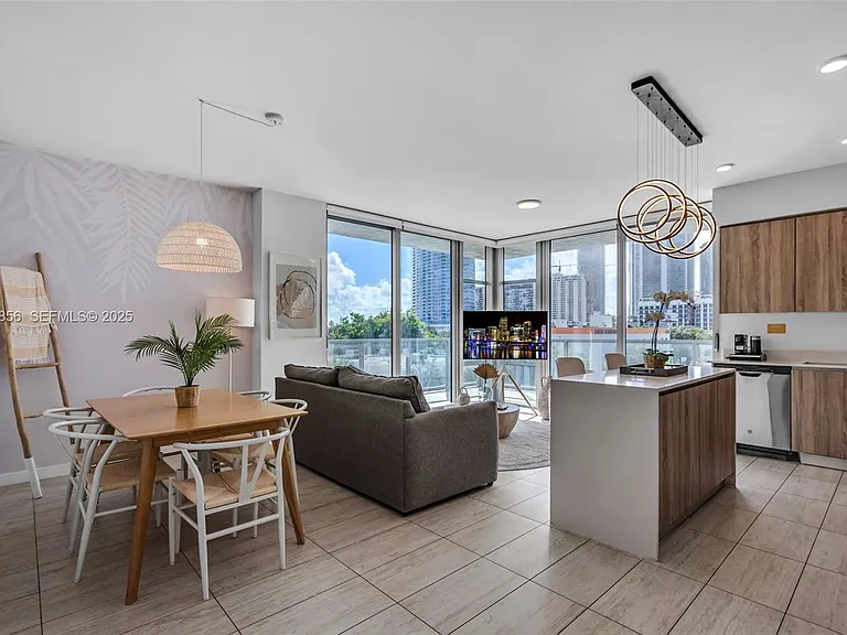 3900 Biscayne Blvd #S-312 — Photo 16