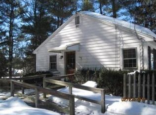 9 Cross St, Townsend, MA 01469