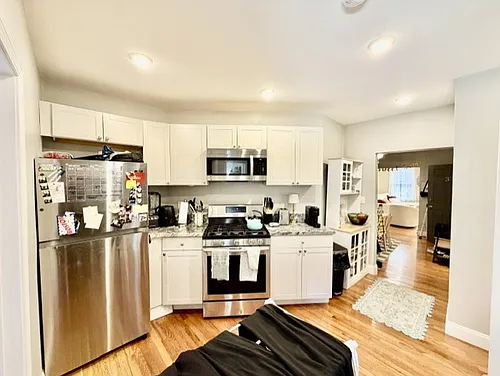 14 Cleveland Pl Photo 1