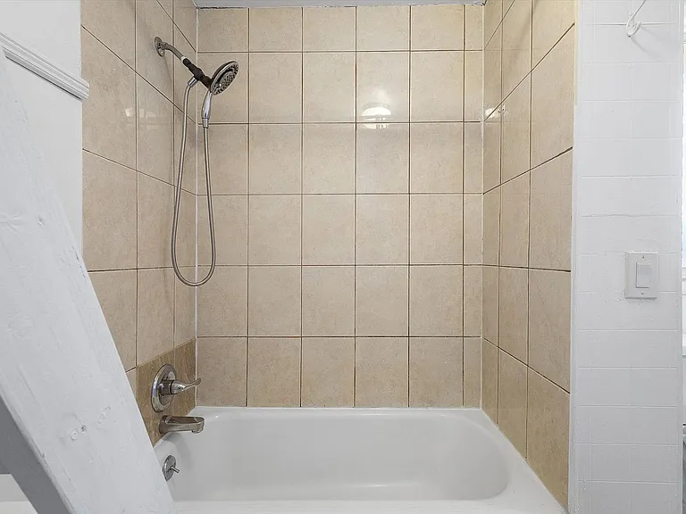 453 Central Ave #C — Photo 11