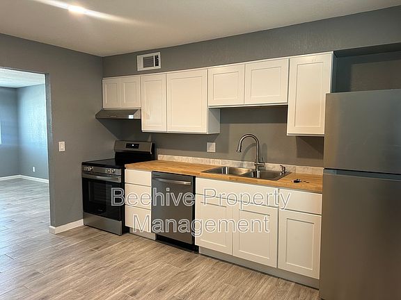 5th image of 1311 W 4th St