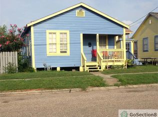 1305 55th St, Galveston, TX 77551